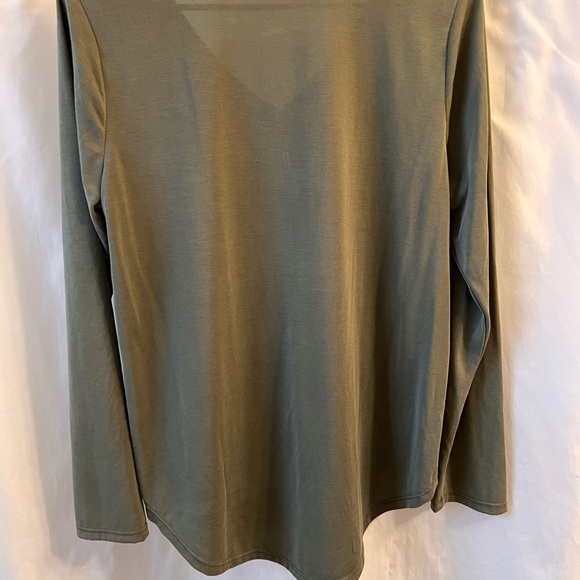 Casual Couture Olive Green Blouse Women’s Medium - Picture 6 of 6